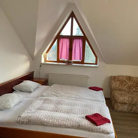 بيت ضيافة Restaurace U Vlkove